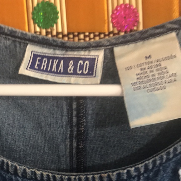 Beautiful embodied dress medium size - Picture 6 of 11